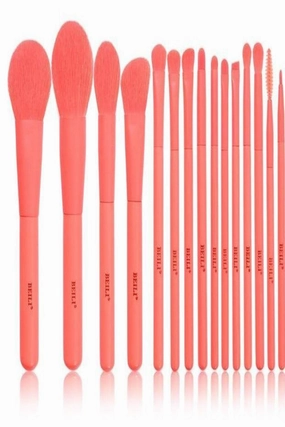 Coral Pink Vegan Nano Wool Fiber Makeup Brush Set - 15 Pcs