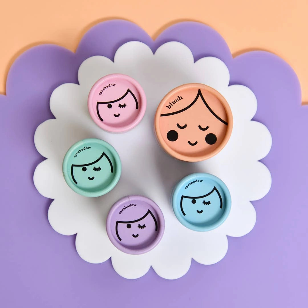 Kids Eco Natural Pressed Eyeshadow & Blush: Pink Eyeshadow