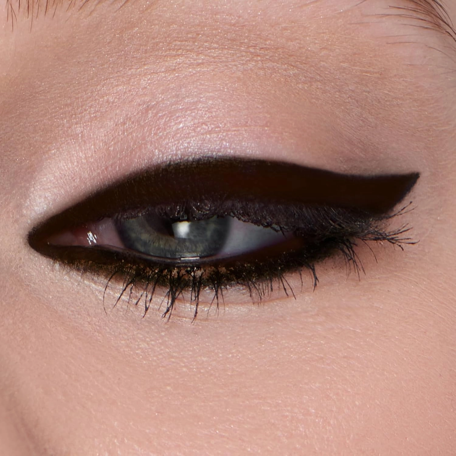 Lord & Berry SMUDGEPROOF Eye Liner - Soft & Creamy VEGAN Formula, Long Lasting Morning to Night Waterproof Eyeliner Pencil, Easy to Use Eye Makeup