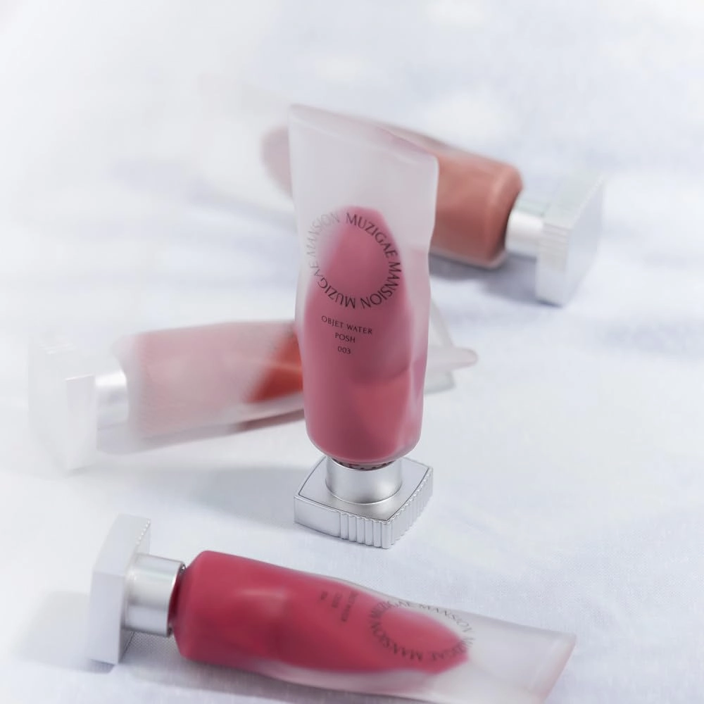 Objet Water Lip Stain Matte Lipstick – (Watery to Blurry Tint), Long-Lasting, Hydrating, Waterproof Wear – K-Beauty Liquid Lipstick for Women, Bold Red Tinted Gloss (005 DIVA)