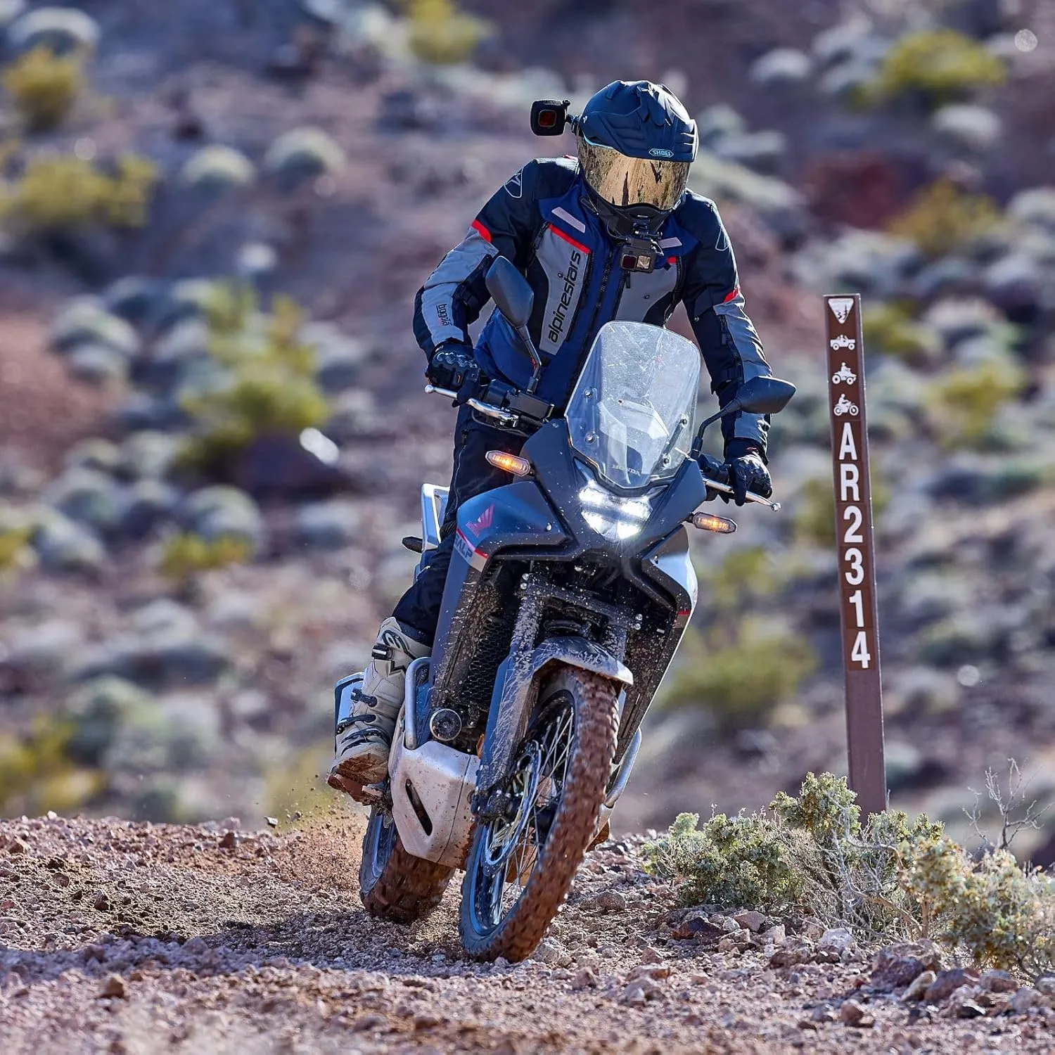 Shoei Hornet X2