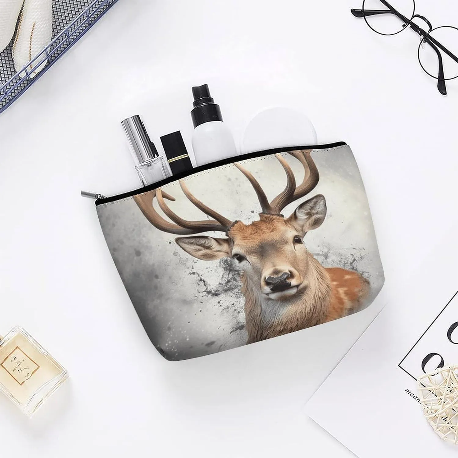 Toiletry Bag for Women Animal Deer Cosmetic Bag Portable Capacity Travel Makeup Bags with Zipper Lightweight Cute Beauty Makeup Organizer for Traveling, Accessories, Essentials