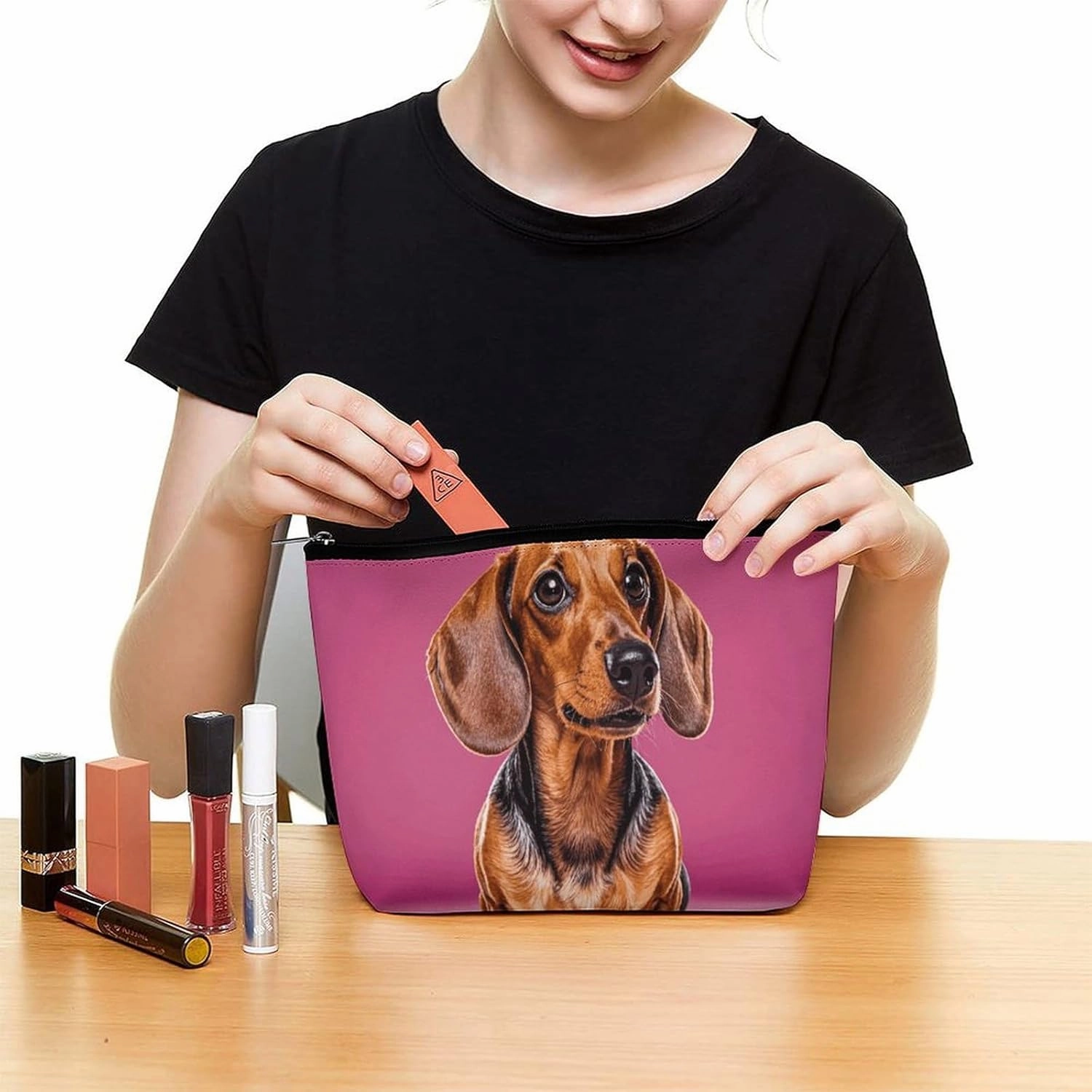 Toiletry Bag for Women Dachshund Weiner Dog Cosmetic Bag Portable Capacity Travel Makeup Bags with Zipper Lightweight Cute Beauty Makeup Organizer for Traveling, Accessories, Essentials
