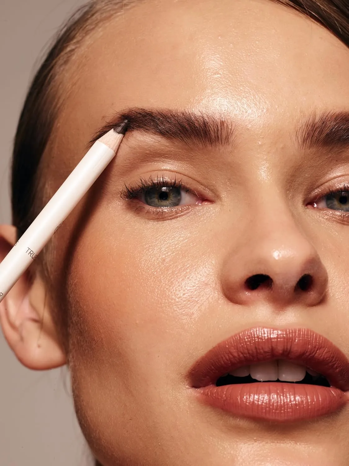 True   Luscious Brow Definer Pencil - Pomade & Powder Combo With Organic Castor Oil - Fills, Shapes Eyebrows - Waterproof - Brunette